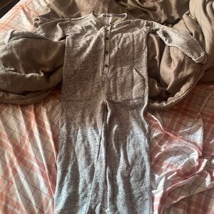 Old Navy Gray Kids Pajama Set- one piece